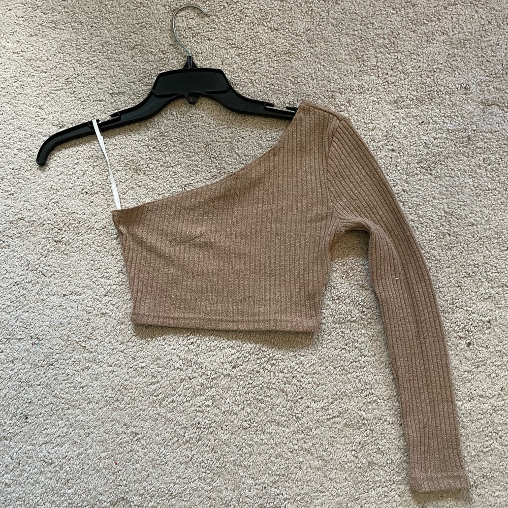 SHEIN One Sleeve Crop Top